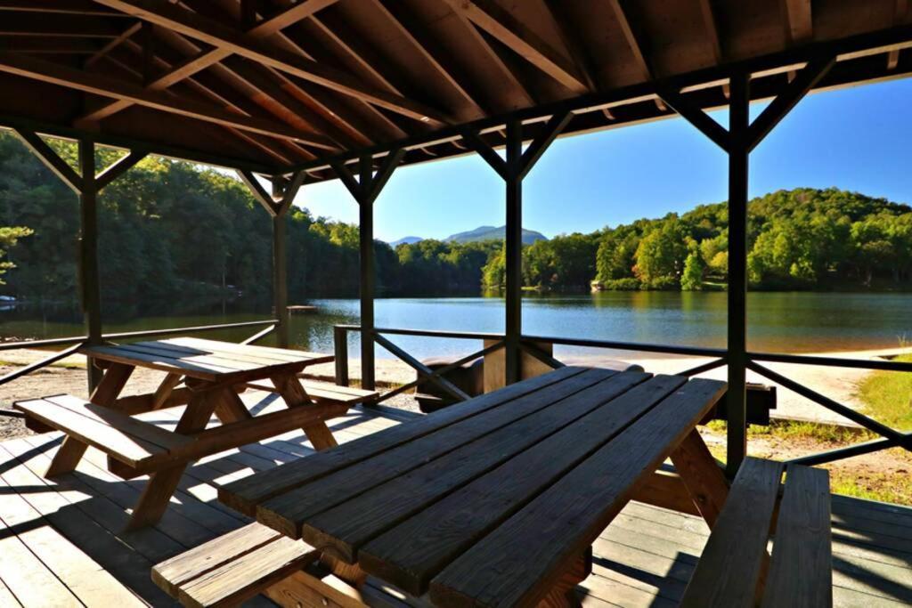 The Crows Nest Lake Lure Exterior foto